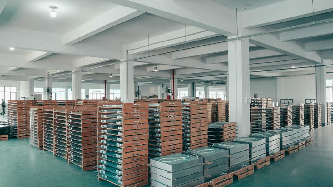 Light Bathroom Mirror Custom Design Service